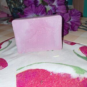 HOMEMADE ORGANIC SHEA BUTTER VANILLA SOAP